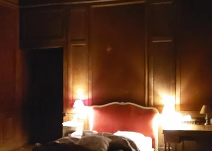 Couette-café Chateau De Bourgon